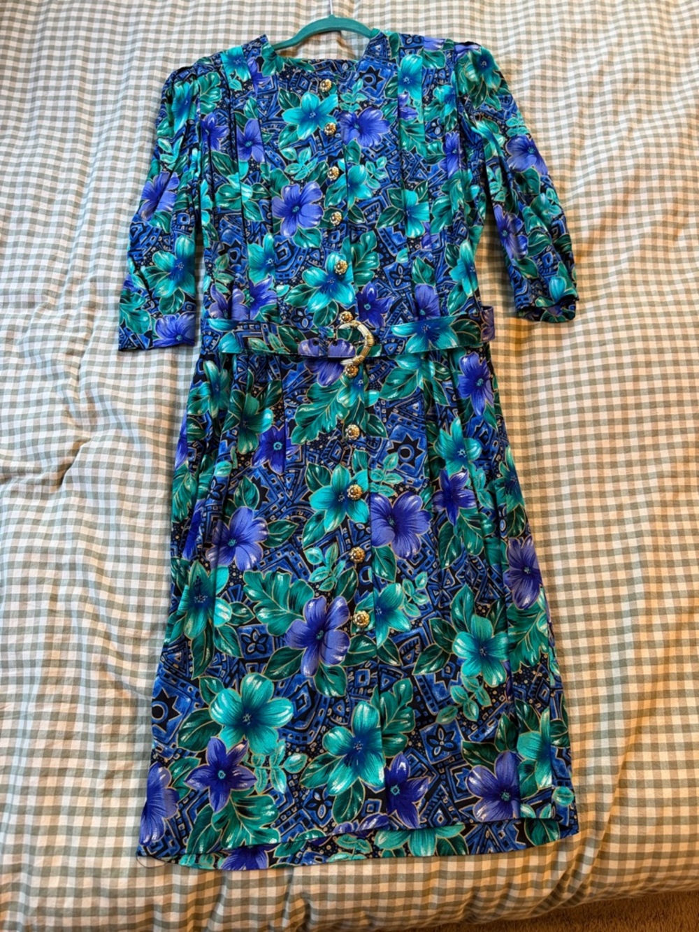 Vintage 3/4 sleeve A-line Cut Classic